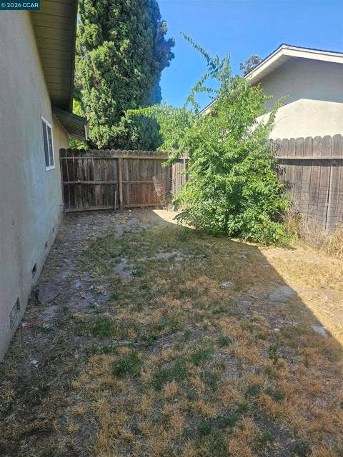 701 Dundee Way, Stockton, CA 95210