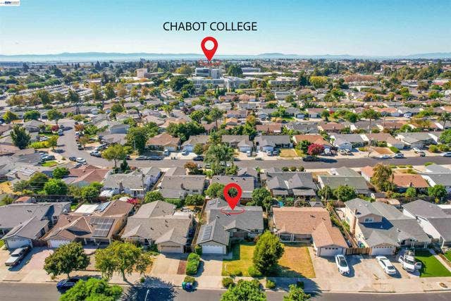 25825 Belhaven St, Hayward, CA 94545 25825 Belhaven St, Hayward, CA 94545