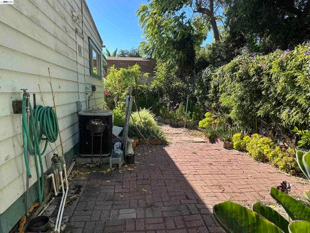711 Old Canyon Rd, Fremont, CA 94536 711 Old Canyon Rd, Fremont, CA 94536