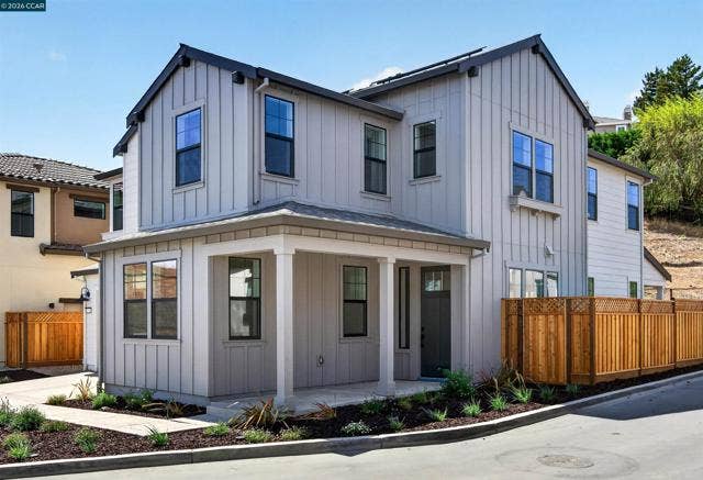 Property photo for 58 Red Barn Court, Petaluma, CA
