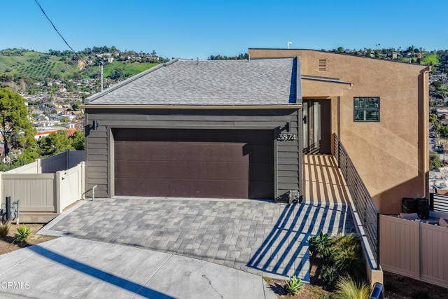 Property photo for 3874 W Point DR, Los Angeles, CA