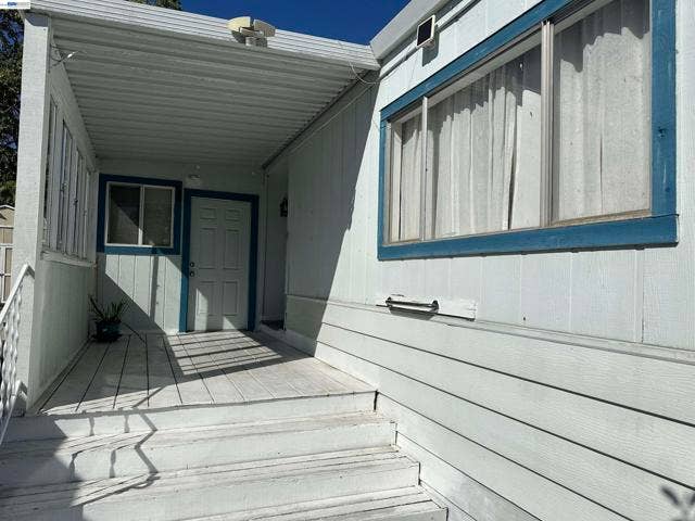 711 Old Canyon Rd, Fremont, CA 94536 711 Old Canyon Rd, Fremont, CA 94536