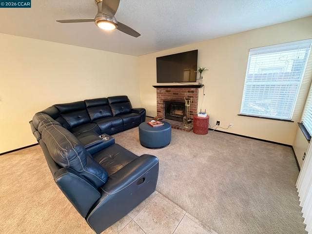 8800 Crusheen Way, Sacramento, CA 95828 Family Room
