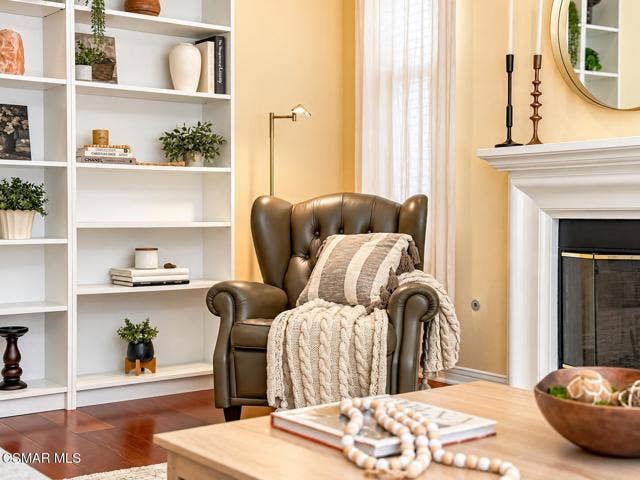 Cozy Leather Reading Nook