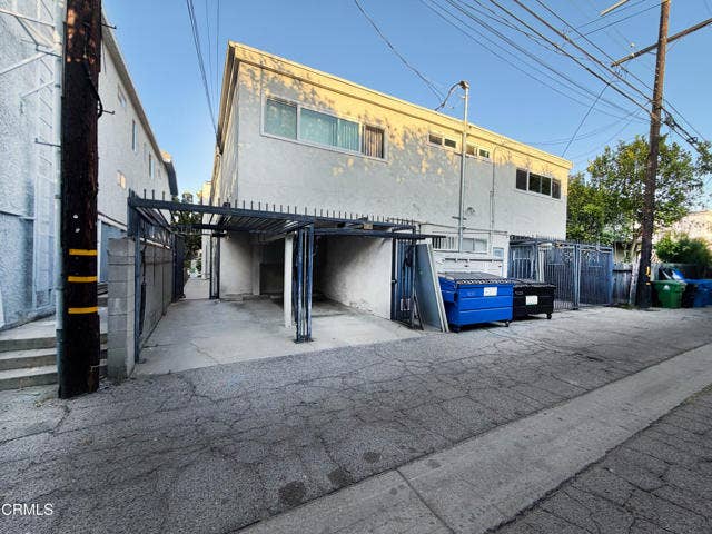 4227 Whitsett AVE, Los Angeles, CA 91604 content (1)