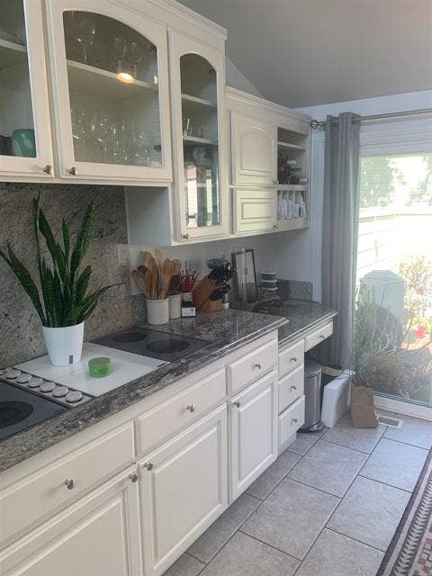 1734 Aldersgate RD, Encinitas, CA 92024