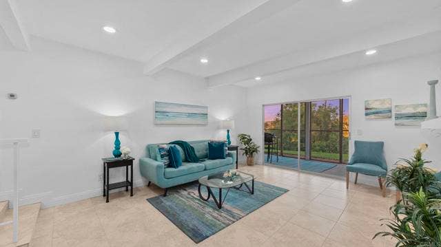 1812 FAIRWAY CIR, San Marcos, CA 92078 1812 FAIRWAY CIR, San Marcos, CA 92078