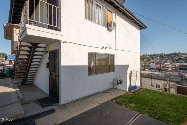Property photo for 4552 Catalpa ST, Los Angeles, CA
