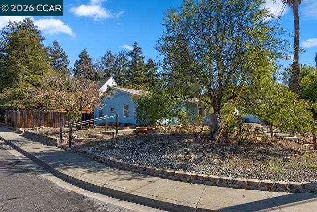 2340 Ranchito Dr, Concord, CA 94520