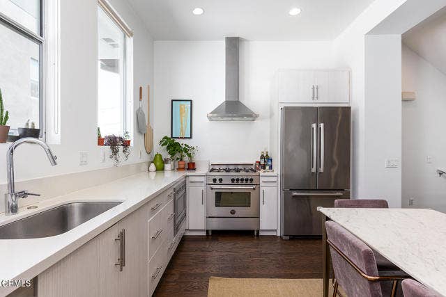 Property photo for 1847 Silent Era DR, Los Angeles, CA