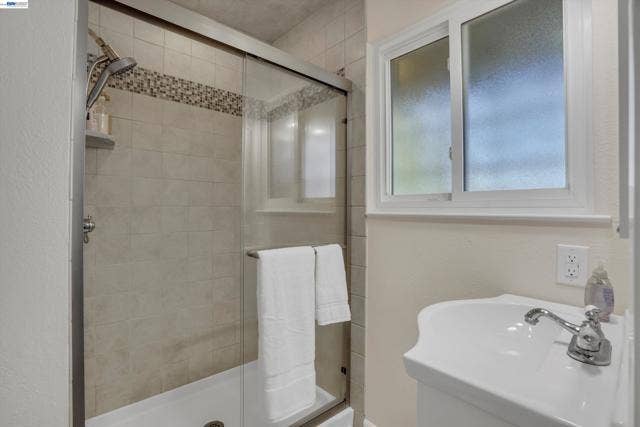 955 Via Seville, Livermore, CA 94550