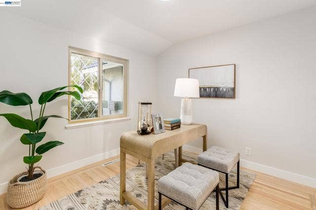 3636 Arcadian Dr, Castro Valley, CA 94546