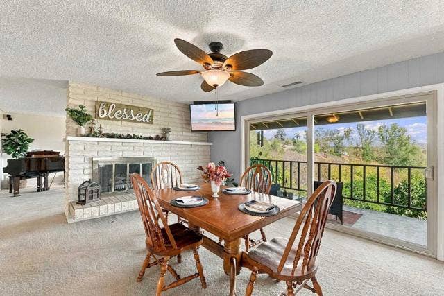 590 Elm Tree LN, Fallbrook, CA 92028 590 Elm Tree LN, Fallbrook, CA 92028