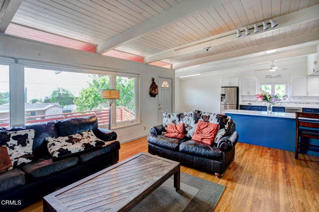 Property photo for 10852 Plainview AVE, Los Angeles, CA