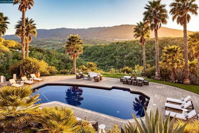 4377 Warm Springs Rd, Unknown, CA 95442 4377 Warm Springs Rd, Unknown, CA 95442