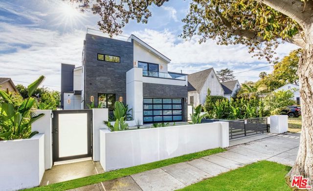 Property photo for 2521 VETERAN Avenue, Los Angeles, CA
