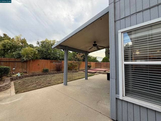 8800 Crusheen Way, Sacramento, CA 95828 8800 Crusheen Way, Sacramento, CA 95828