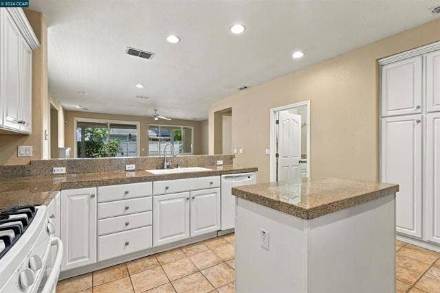 371 Perazul Cir, Sacramento, CA 95835