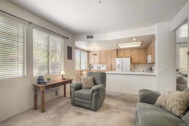 621 Paseo Rio, Vista, CA 92081