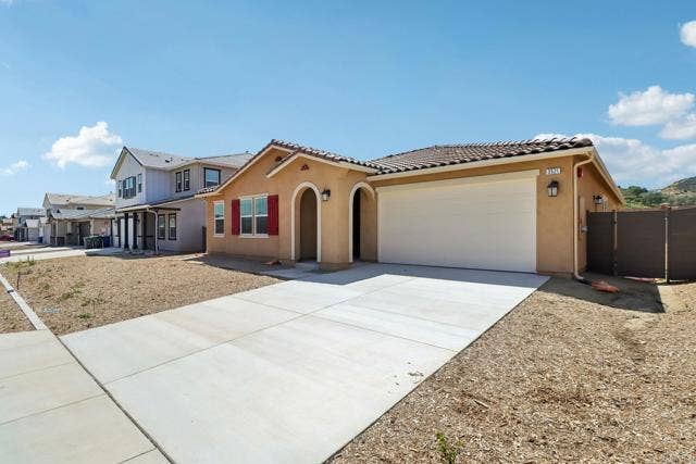 3521 Butler PL, Escondido, CA 92027