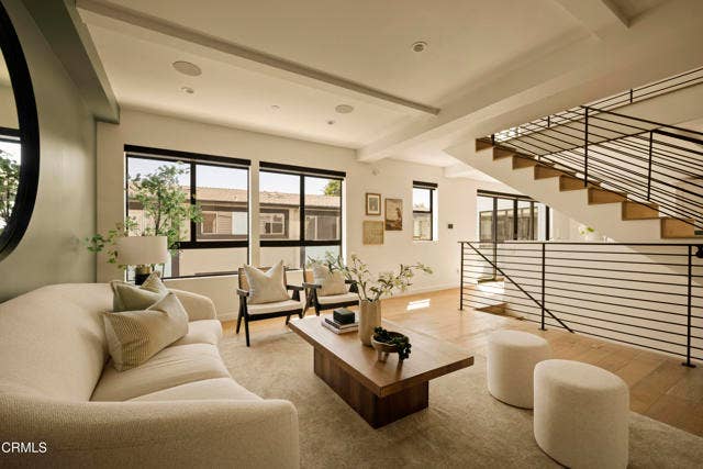 Property photo for 643 1/2 N Hayworth AVE, Los Angeles, CA