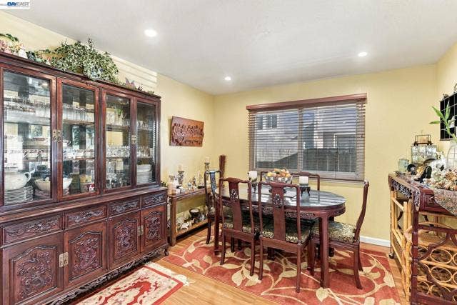 22 John Glenn Cir, Daly City, CA 94015 22 John Glenn Cir, Daly City, CA 94015