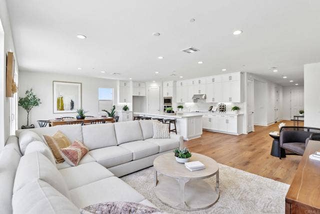 3521 Butler PL, Escondido, CA 92027