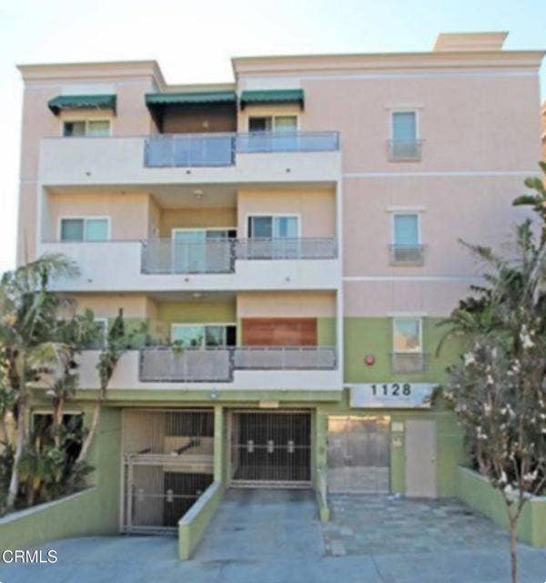 Property photo for 1128 S Serrano AVE, #202, Los Angeles, CA