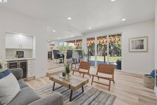 92 Dubost Ct, Danville, CA 94526